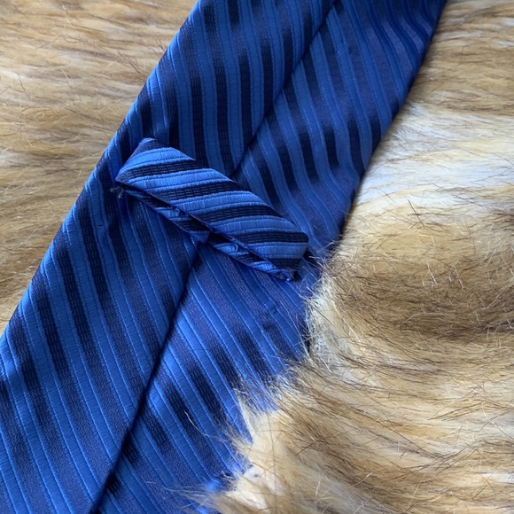 NEW Italian silk tie & clip - Picture 4 of 5
